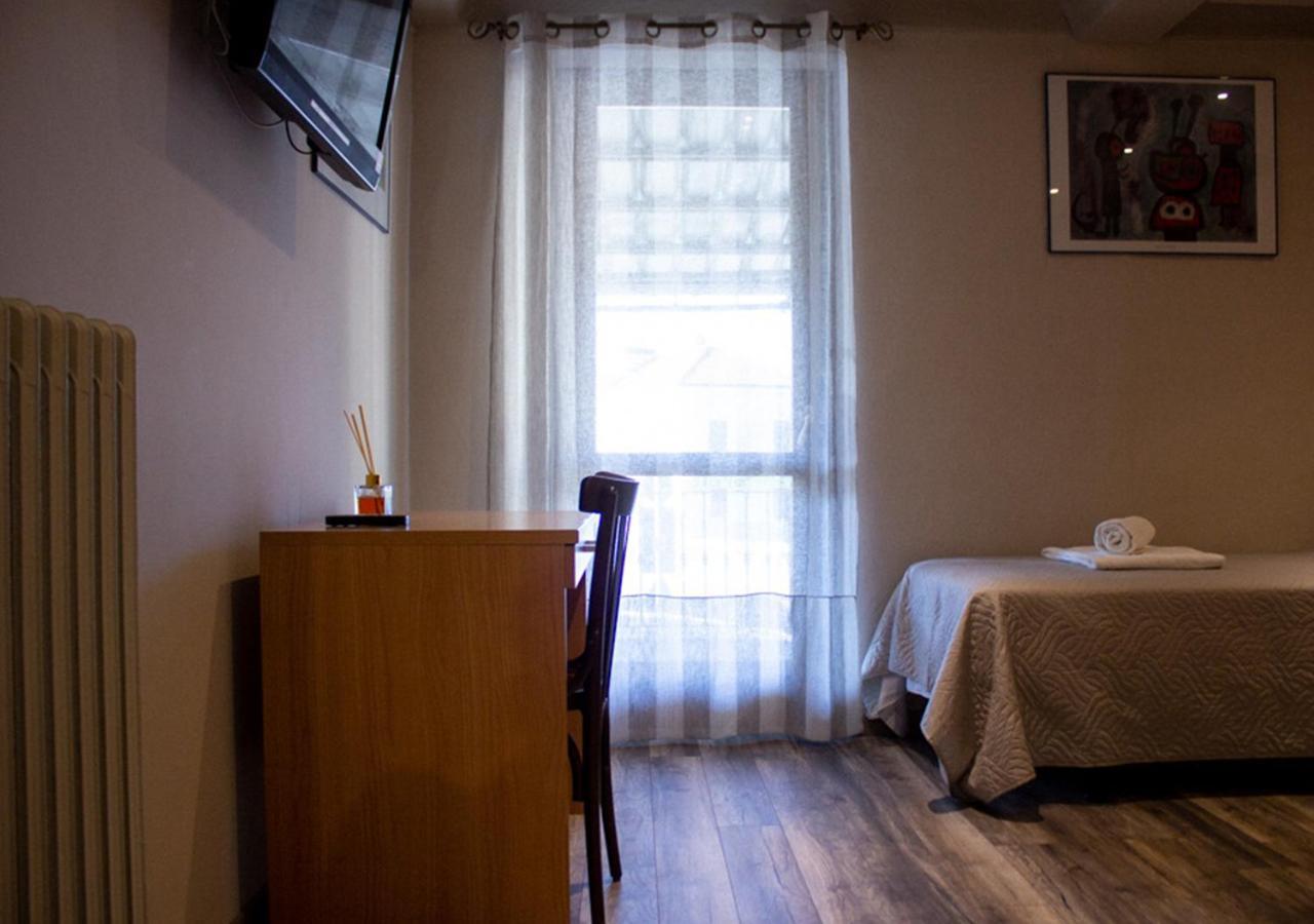 Отель Trattoria Due Citroni Casalgrasso Экстерьер фото
