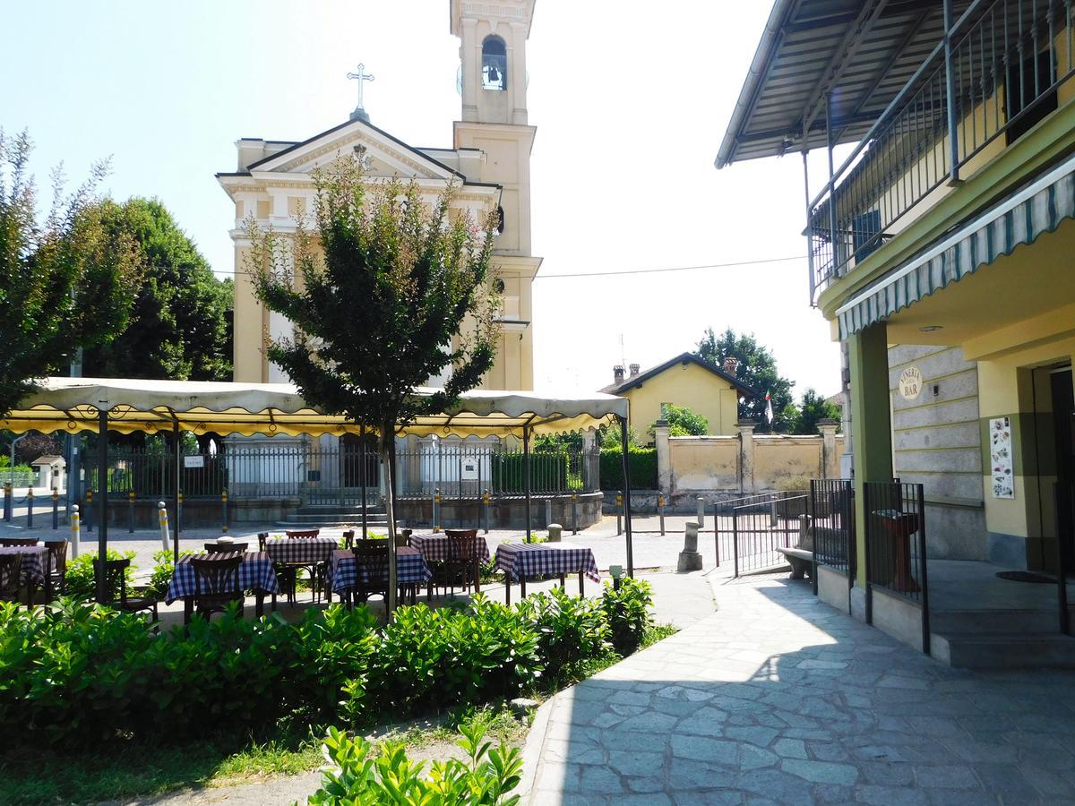 Отель Trattoria Due Citroni Casalgrasso Экстерьер фото